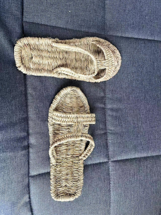 Handwoven Straw Sandals: Unisex Japanese Style Linen Slippers